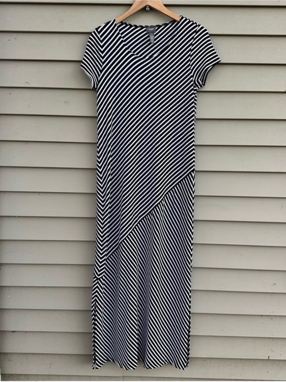 Travelers by Chicos black white striped dress size 1